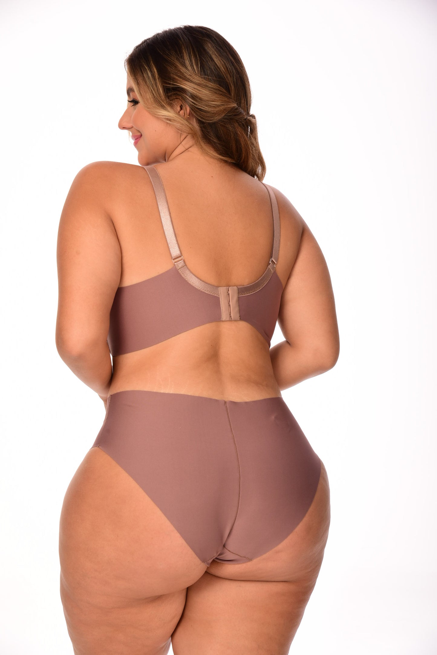 Brasier copa realce sin costuras Ref. 2304